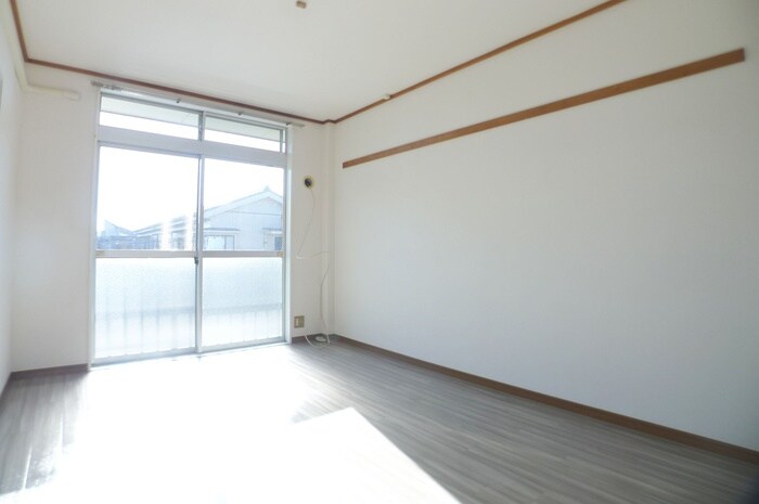 物件内観写真9　(居室)