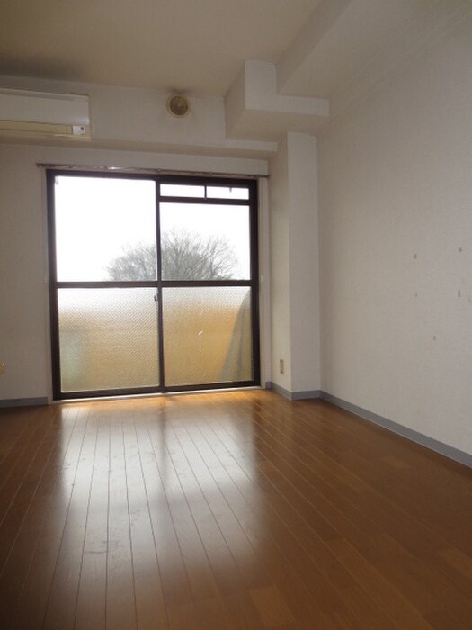 物件内観写真13　(居室)