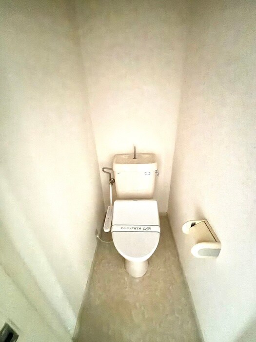 物件内観写真13　(トイレ)