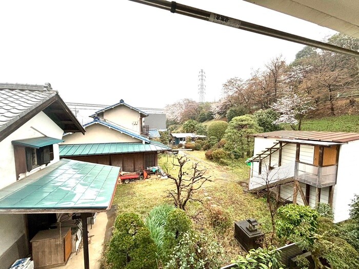 物件内観写真22　(室内からの展望)