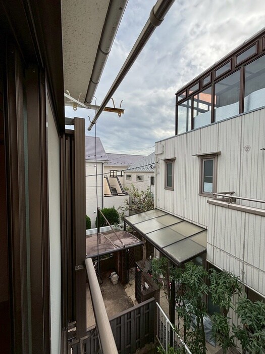 物件内観写真15　(室内からの展望)