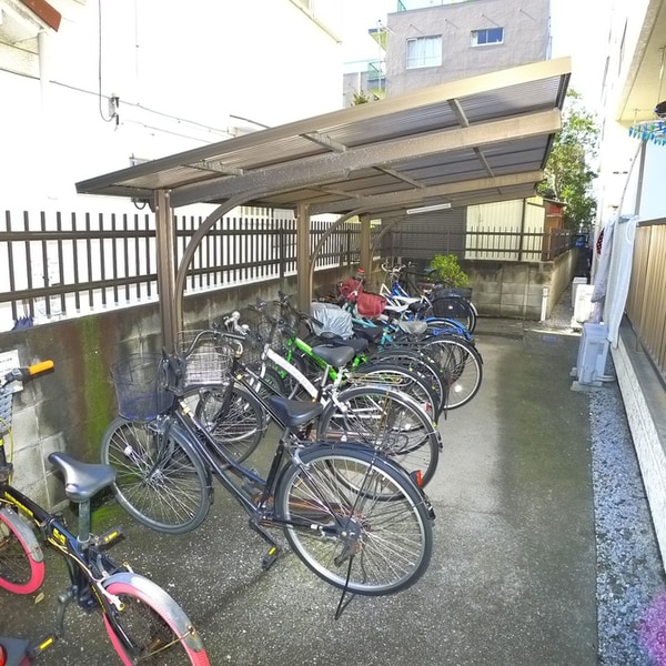 駐輪場