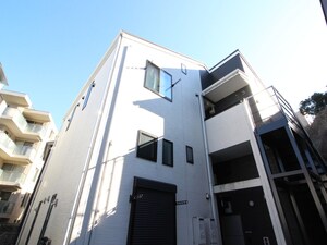 ヴェンティ高津久地外観写真
