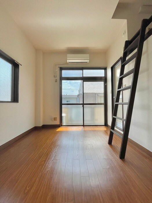 物件内観写真7　(居室)