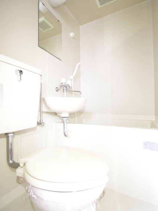 物件内観写真9　(バス／シャワールーム等)