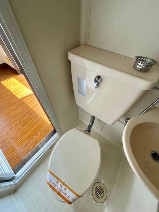 物件内観写真11　(トイレ)