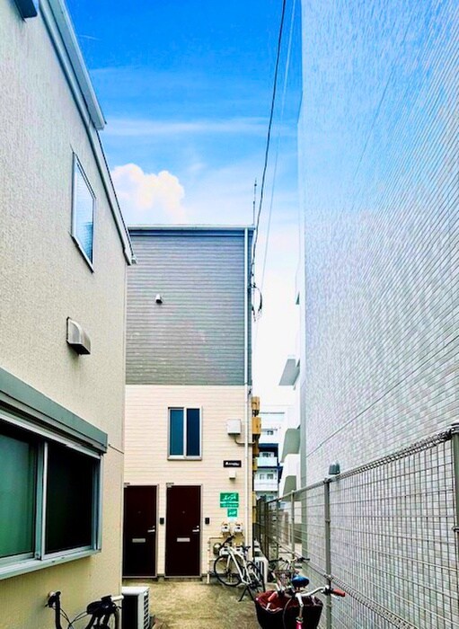 物件外観写真2　(外観写真)