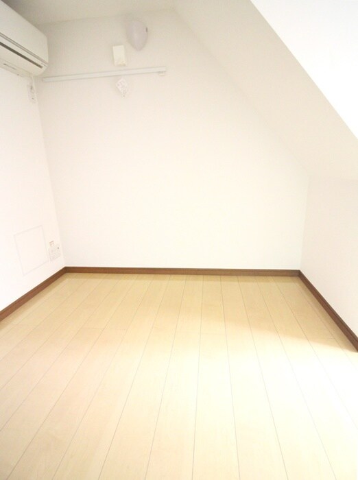 物件内観写真6　(居室)