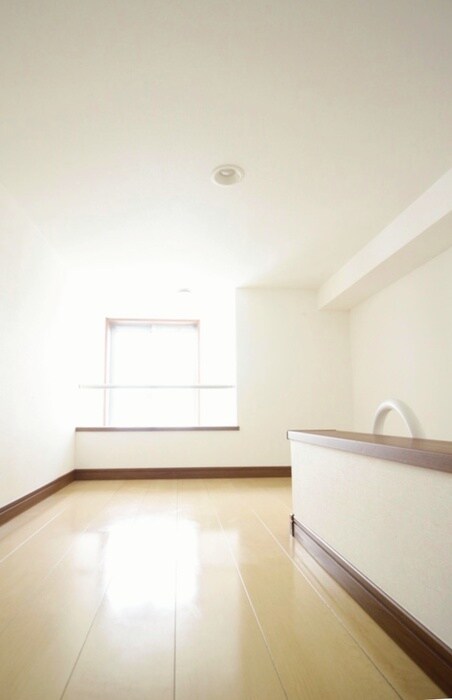 物件内観写真8　(ロフト)