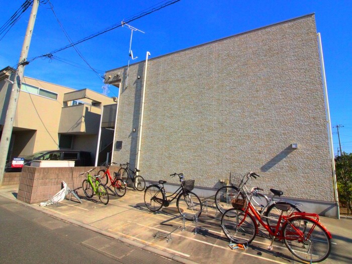 物件外観写真3　(建物設備)