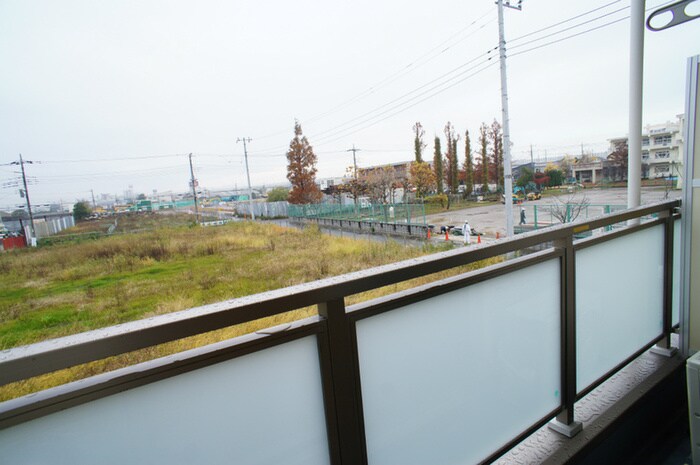 物件内観写真21　(室内からの展望)