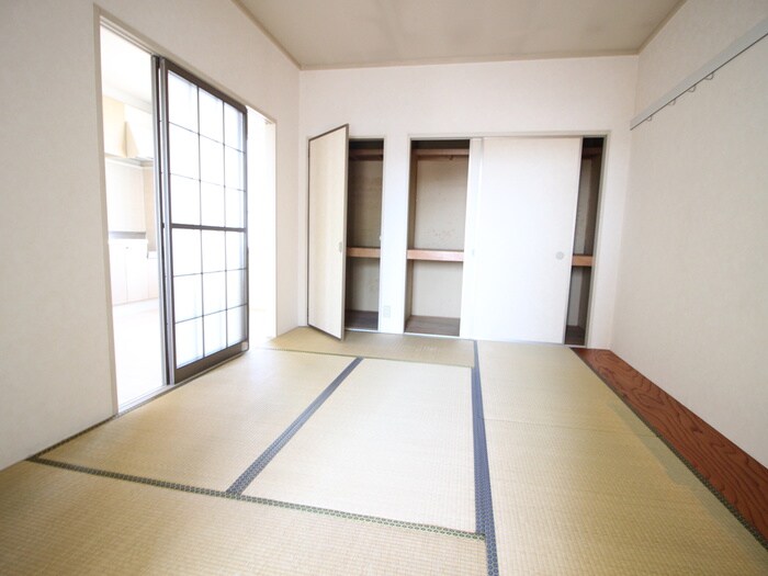 物件内観写真22　(収納)