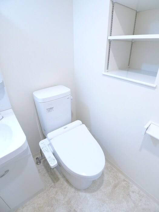 物件内観写真13　(トイレ)