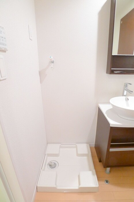 物件内観写真19　(洗濯機置場)