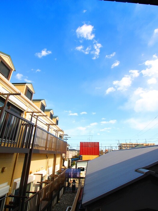 物件内観写真16　(室内からの展望)