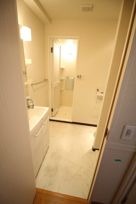 物件内観写真21　(洗面)