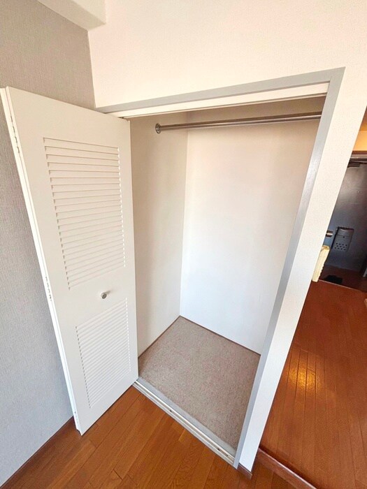 物件内観写真16　(収納)