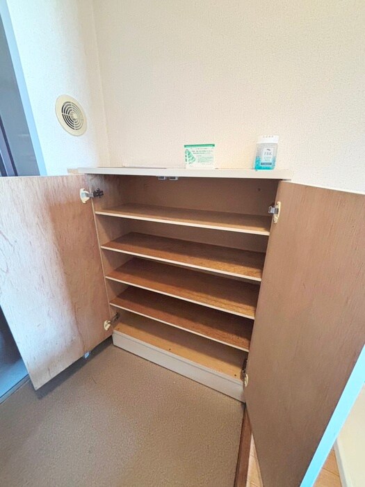 物件内観写真17　(靴箱)