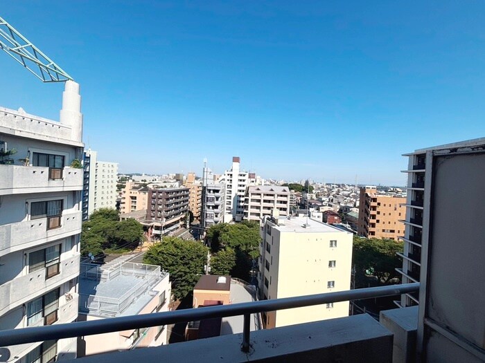 物件内観写真20　(室内からの展望)