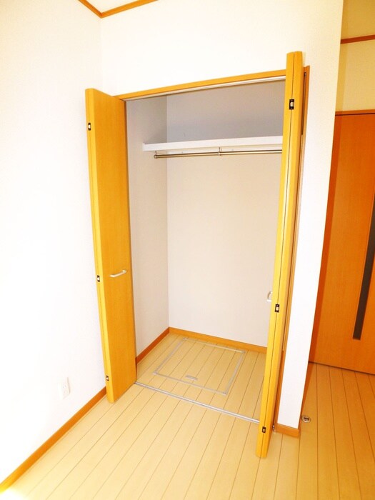 物件内観写真11　(収納)