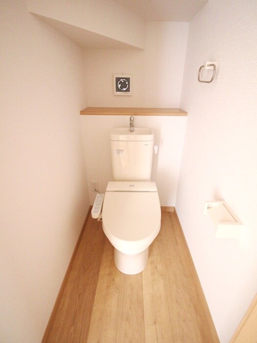 物件内観写真14　(トイレ)