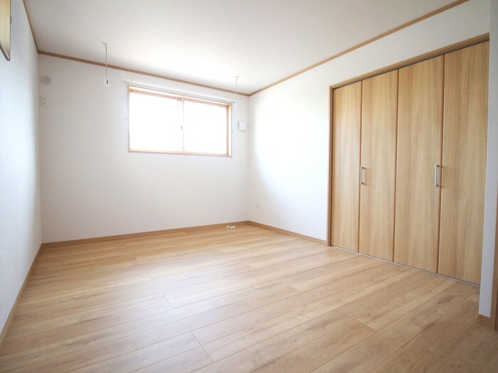 物件内観写真15　(居室)