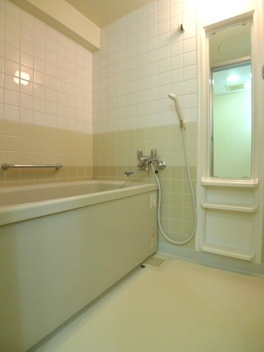 物件内観写真11　(バス／シャワールーム等)