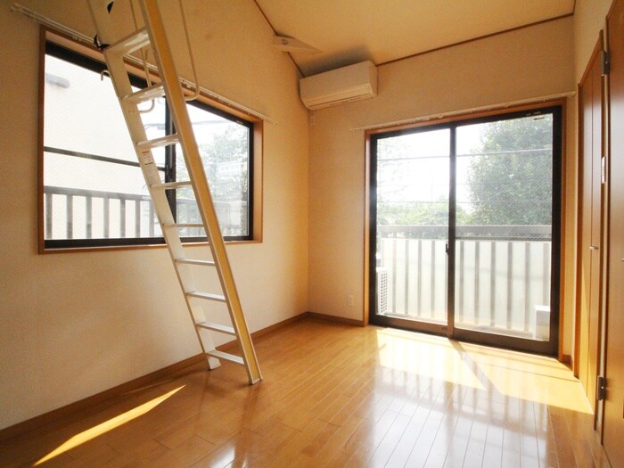 物件内観写真7　(居室)