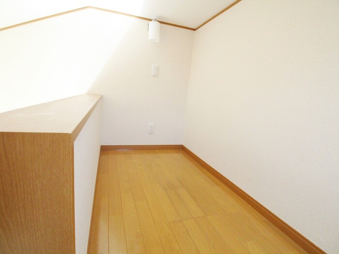 物件内観写真10　(ロフト)