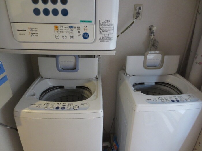 物件内観写真5　(洗濯機置場)