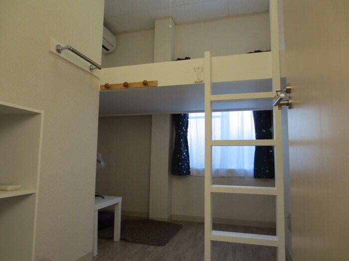 物件内観写真10　(居室)