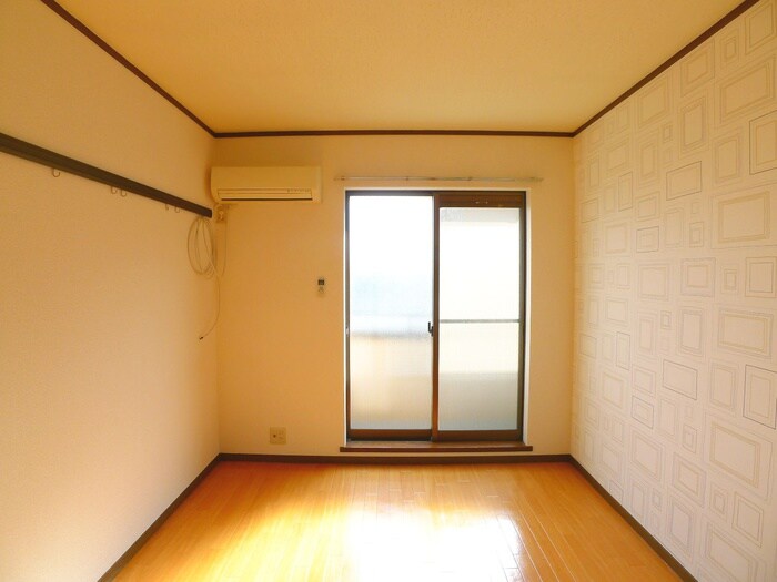 物件内観写真6　(居室)