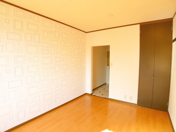 物件内観写真9　(居室)