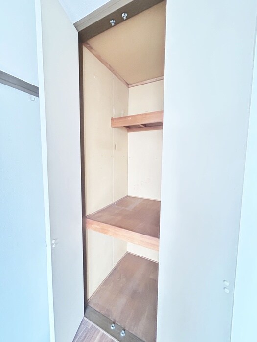 物件内観写真11　(収納)