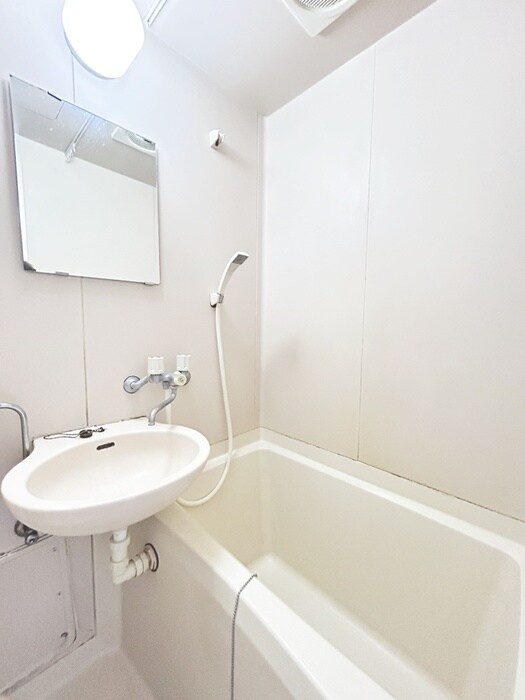 物件内観写真13　(バス／シャワールーム等)