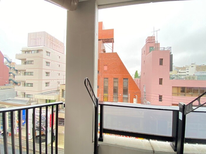 物件内観写真22　(室内からの展望)