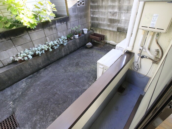 物件内観写真16　(ベランダ・バルコニー)