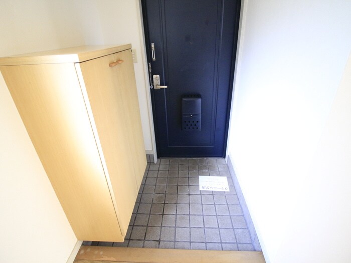 物件内観写真19　(玄関)