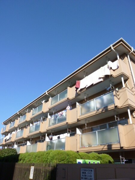 サンハイム１号館外観写真