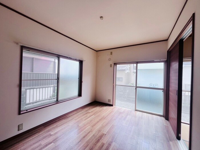 物件内観写真8　(居室)