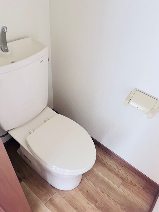 物件内観写真15　(トイレ)