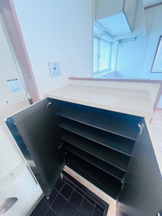 物件内観写真20　(靴箱)