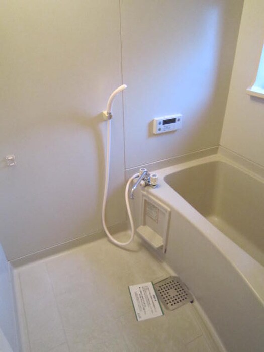 物件内観写真10　(バス／シャワールーム等)