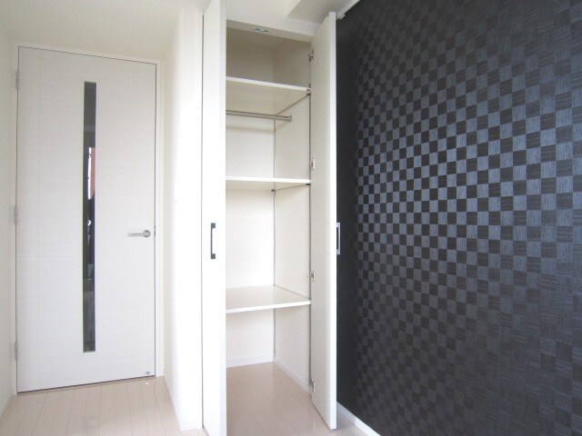 物件内観写真15　(収納)