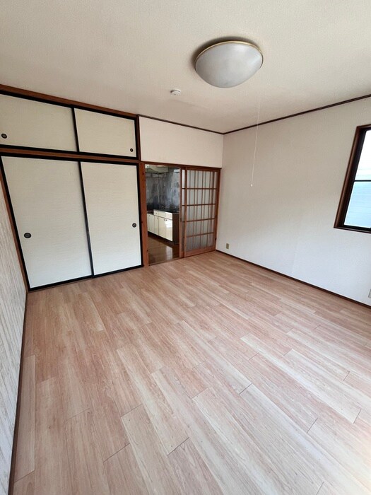 物件内観写真9　(居室)