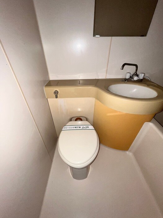 物件内観写真13　(トイレ)