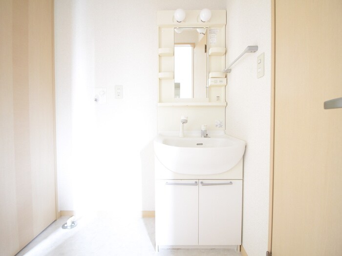 物件内観写真13　(洗面)