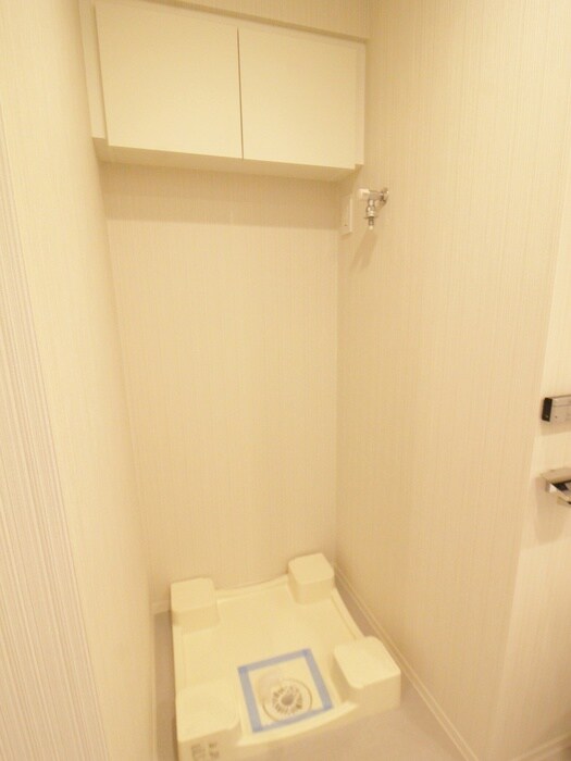 物件内観写真20　(洗濯機置場)