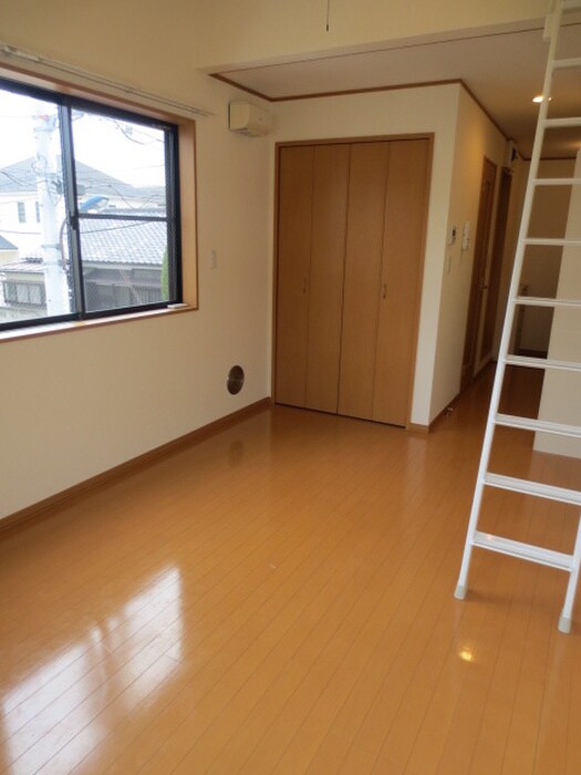 物件内観写真9　(居室)