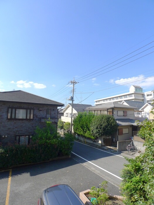 物件内観写真19　(室内からの展望)